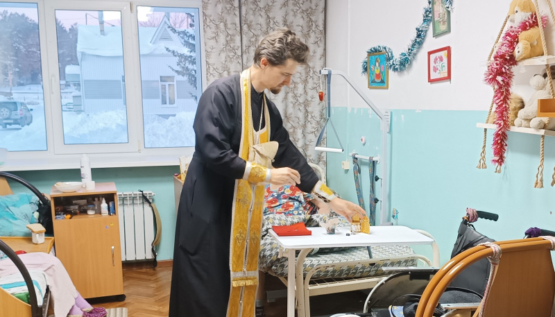 Священнослужители Бийской епархии посетили дом-интернат для престарелых и инвалидов