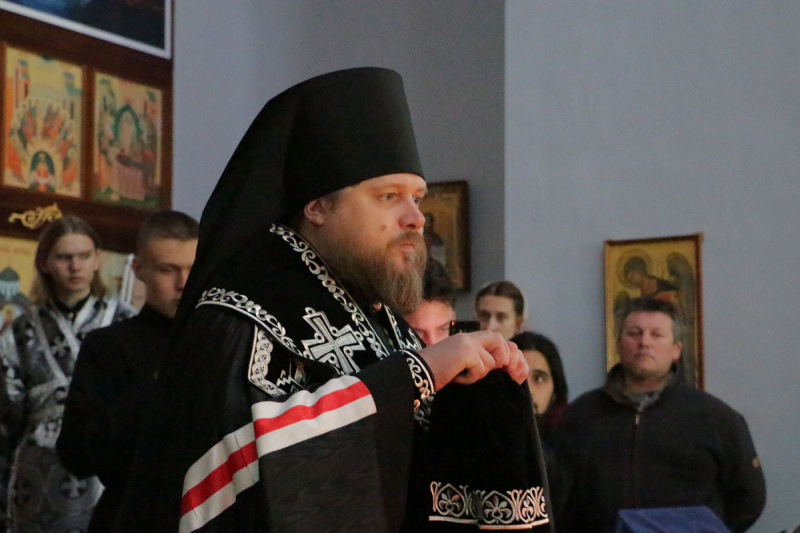 Епископ Серафим совершил монашеский постриг в Великий четверг Страстной седмицы