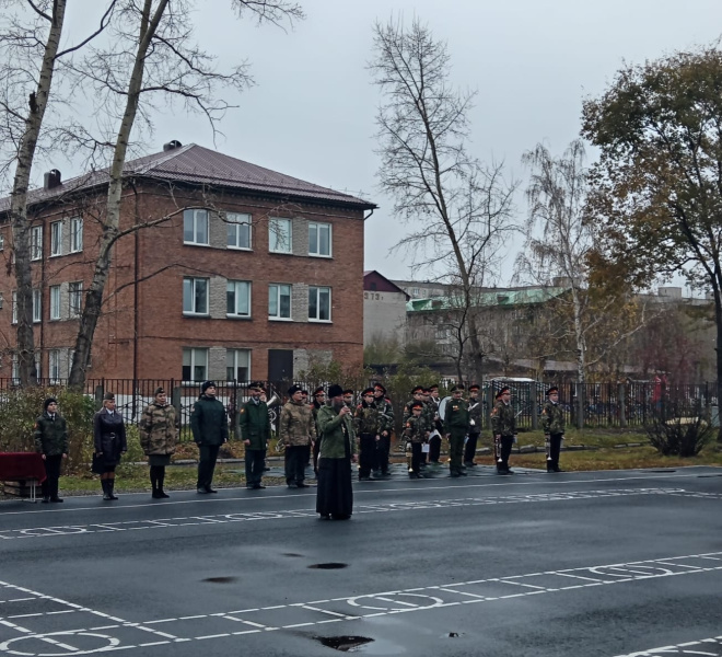 Руководитель отдела по взаимодействию с вооружёнными силами и правоохранительными органами принял участии в торжественном построении в Кадетской школе 