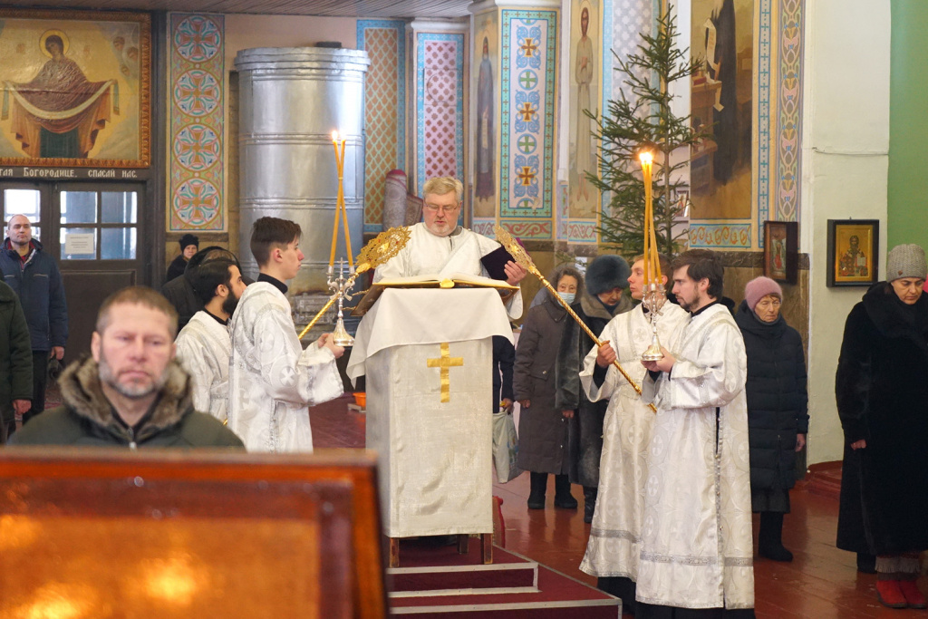 Епископ Серафим совершил Божественную литургию в праздник Обрезания Господня 