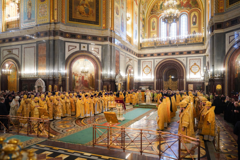 Епископ Серафим сослужил Святейшему Патриарху Кириллу в Храме Христа Спасителя в Москве 