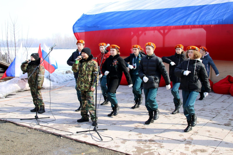 Руководитель отдела по взаимодействию с вооруженными силами и правоохранительными органами иерей Димитрий Камбалин принял участие в фестивале «Крымская весна»    