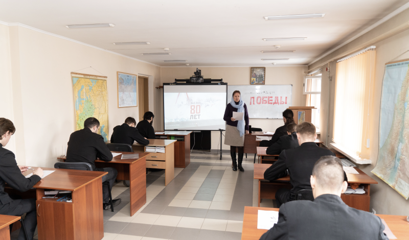 Студенты Барнаульской духовной  семинарии приняли участие в Международной акции “Диктант Победы”
