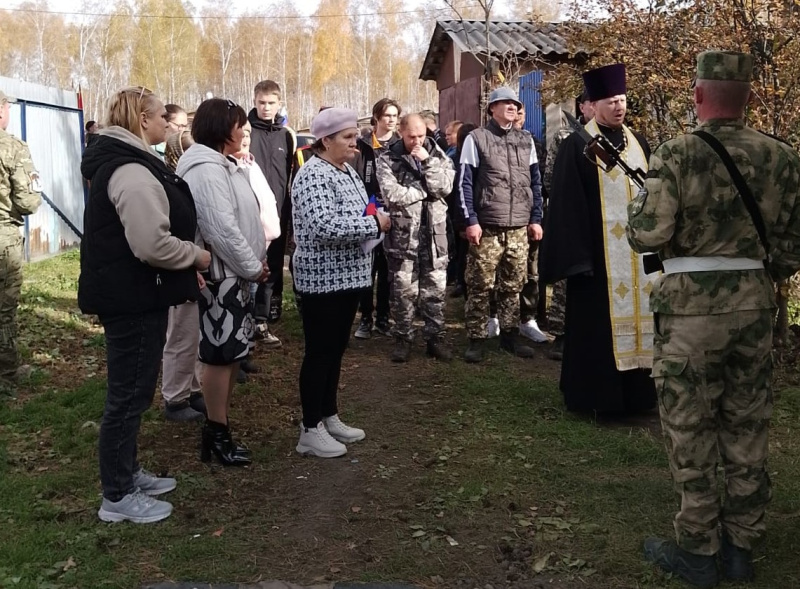 Настоятель храма Казанской иконы Божией Матери села Советское совершил литию по погибшему воину