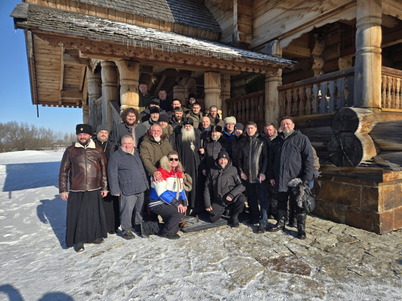 Митрополит Сергий, епископ Серафим и епископ Роман совершили Божественную литургию в храме святителя Николая Чудотворца села Новотырышкино