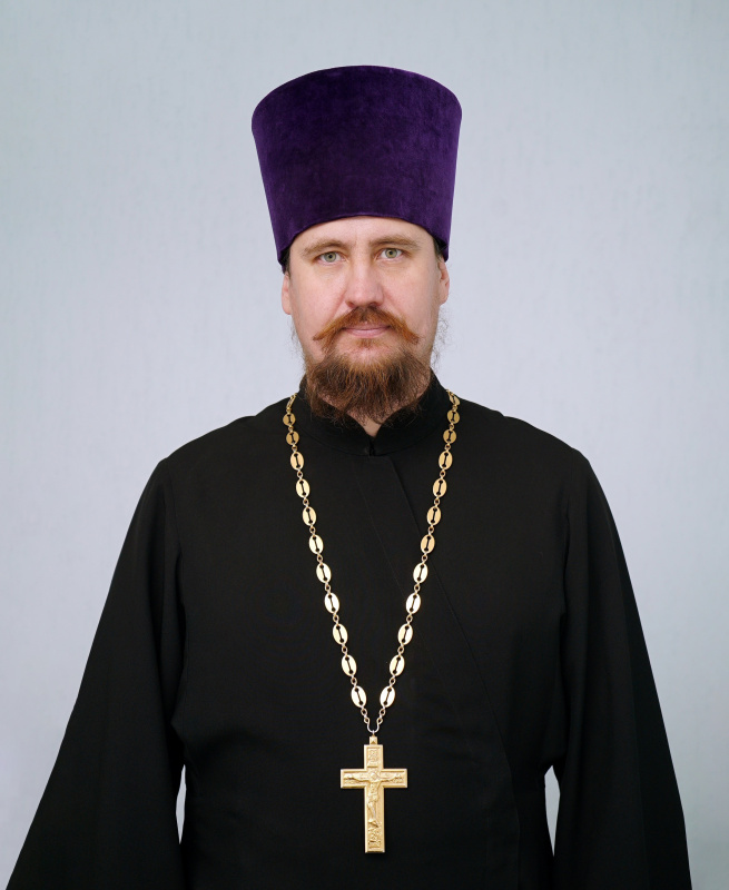 священник Иоанн Ступишин