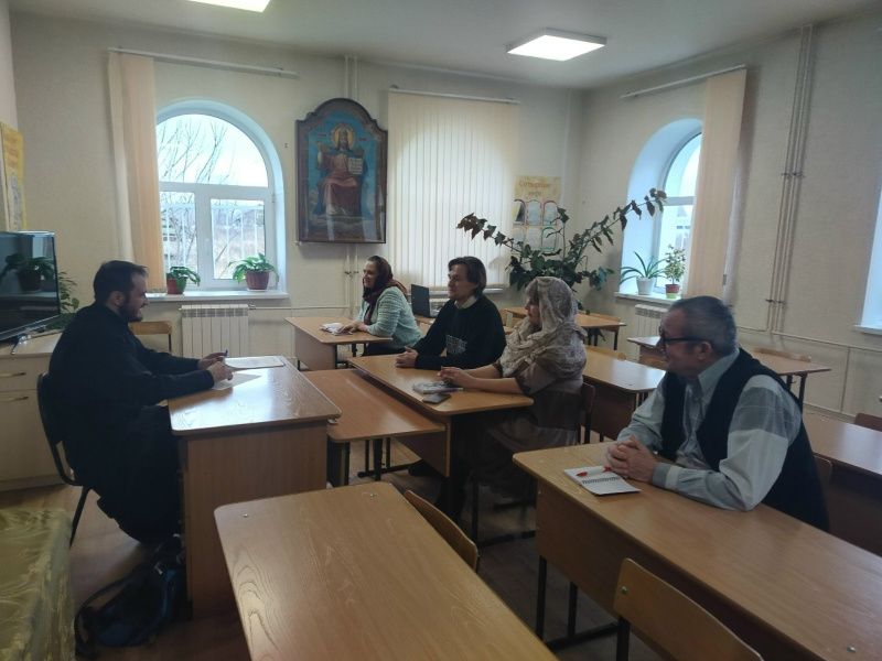 В Успенском кафедральном соборе состоялось заседание педагогического совета детской воскресной группы