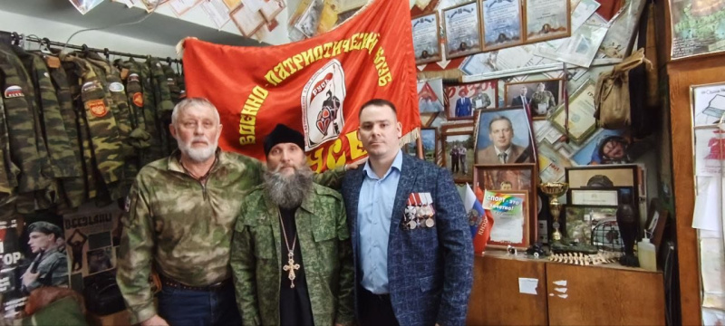 Руководитель отдела по взаимодействию с вооруженными силами и правоохранительными органами принял участие во встрече бойцов СВО с учащимися Бийского государственного колледжа 