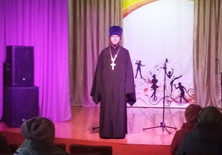 Благочинный Красногорского церковного округа принял участие в праздновании Дня пожилого человека