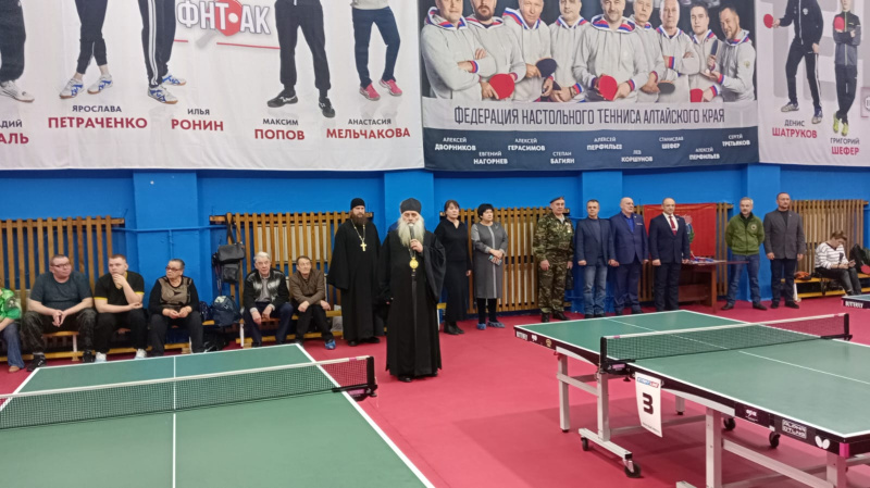 Митрополит Сергий благословил участников V-го открытого всероссийского турнира «Сильные духом» по настольному теннису.