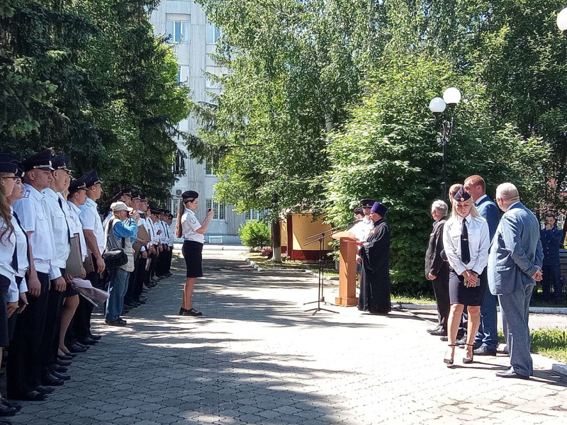 Представители Бийской епархии приняли участие в праздновании 50-летия Управления бийской полиции