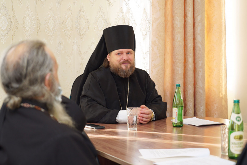 Епископ Бийский и Белокурихинский Серафим возглавил заседание «круглого стола»: «Древние монашеские традиции и современность»