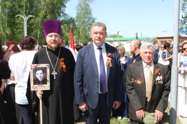 Благочинный Петропавловского округа принял участие в праздновании Дня Победы в селе Петропавловское 