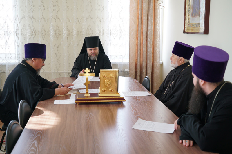 Епископ Серафим возглавил заседание Епархиального совета