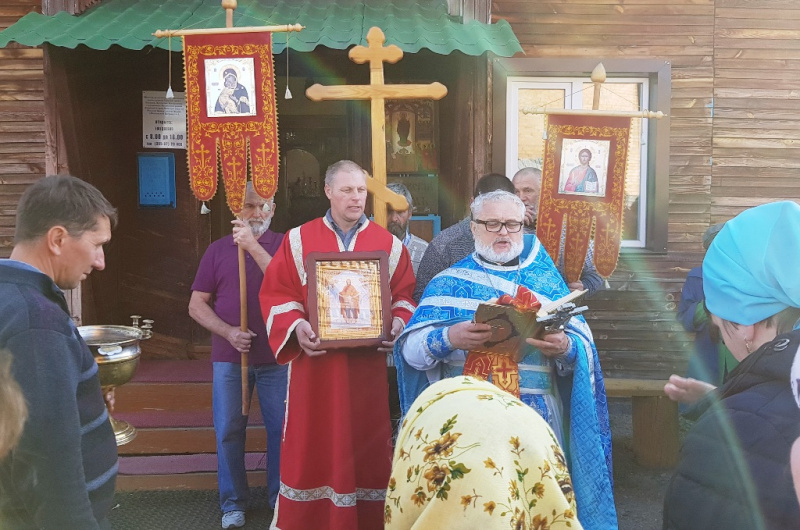 Престольный праздник в Покровском храме села Алтайское