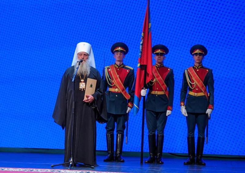 Митрополит Сергий принял участие в торжественной церемонии вступления В.П. Томенко в должность Губернатора Алтайского Края