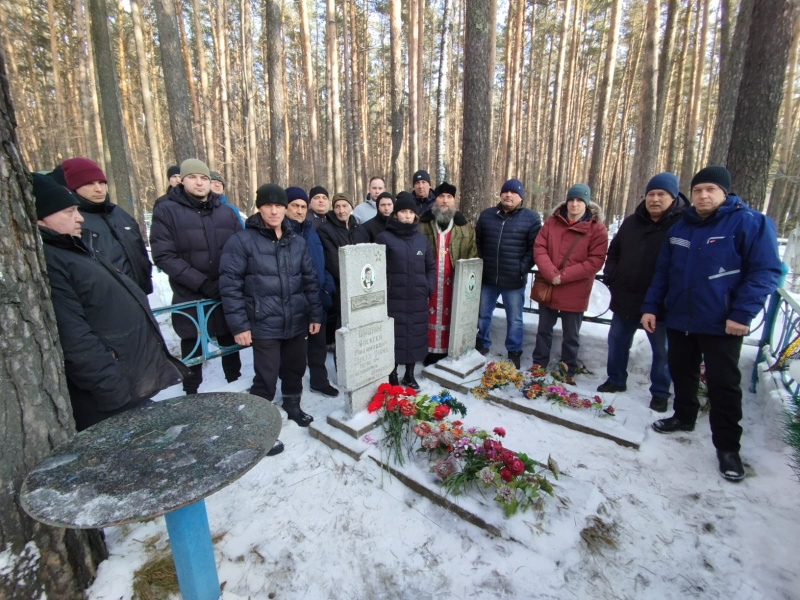 Руководитель отдела по взаимодействию с вооружёнными силами и правоохранительными органами принял участие в памятной акции, посвященной 30-летию подвига сотрудника вневедомственной охраны