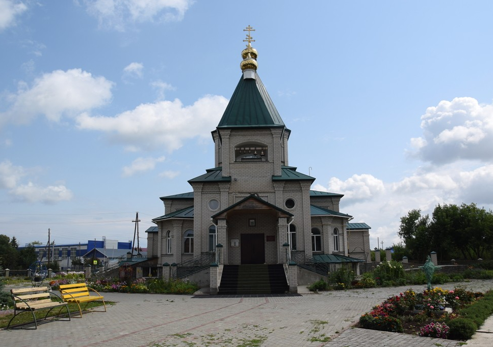 Село троицкое алтайский край. Троицкое Алтайский край. Троицкое Алтайский край Церковь. Троицк Троицкий район Алтайский край.