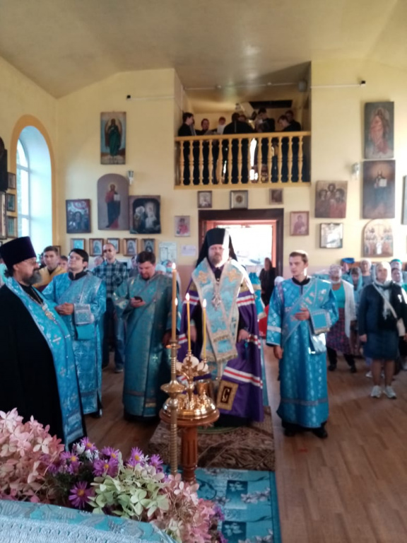 Митрополит Сергий и Алтайские архиереи совершили Всенощное бдение накануне Рождества Пресвятой Богородицы 