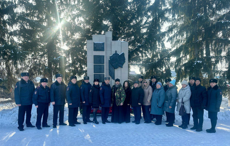 Руководитель отдела по взаимодействию с вооружёнными силами и правоохранительными органами принял участие в памятном мероприятии МУ МВД России «Бийское»