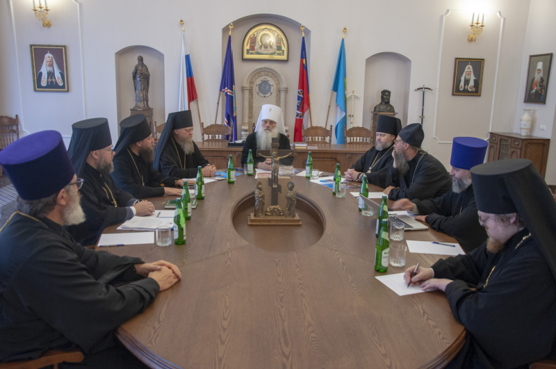 Епископ Серафим принял участие в заседании Архиерейского совета Алтайской митрополии 