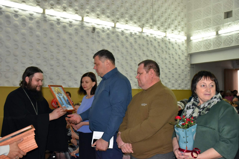 Священник принял участие в открытии Года семьи в селе Зональное 