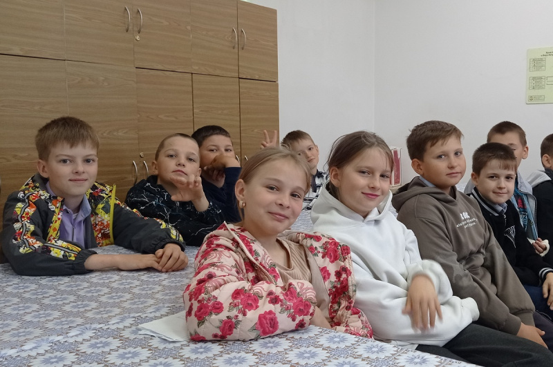 В храме преподобного Сергия Радонежского села Верх-Катунское состоялась встреча со школьниками 