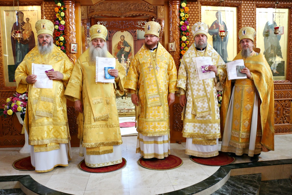Божественная Литургия в праздник Собора Алтайских Святых