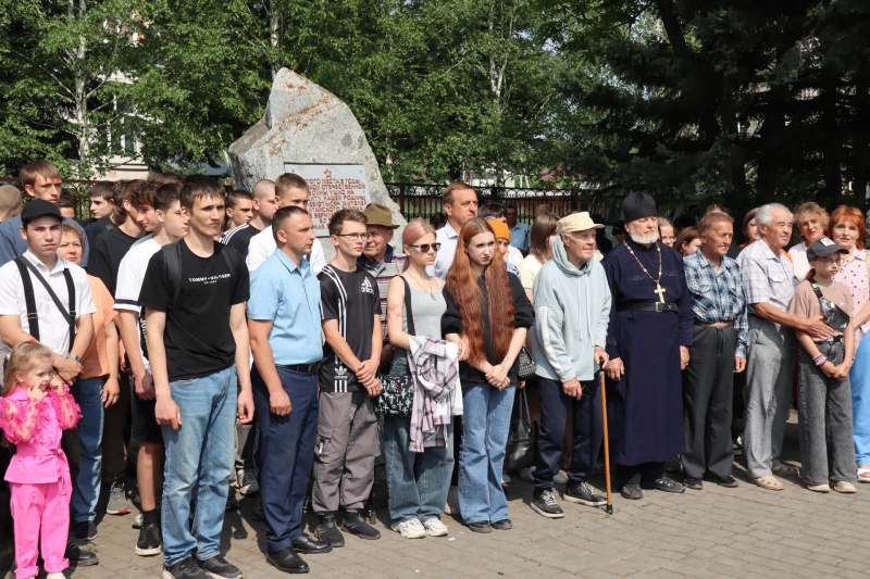 Благочинный Алтайского округа принял участие в митинге в День памяти и скорби в селе Алтайское   