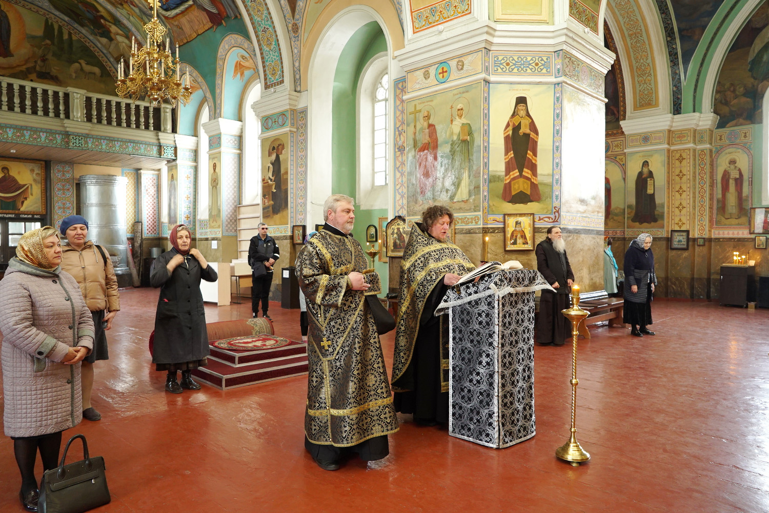 Служба в страстной понедельник. Литургия Преждеосвященных Даров. Страстная седмица 2022. Страстная неделя 2022.