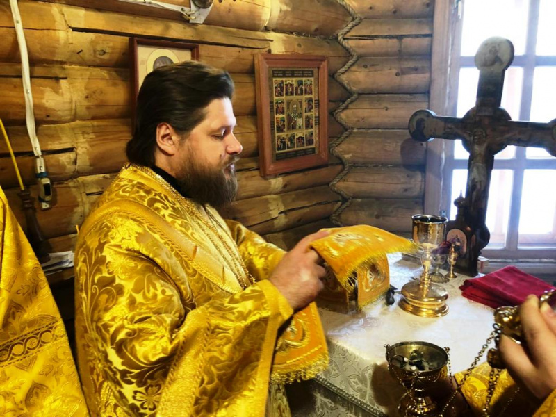 Архиерейское богослужение в Ельцовке