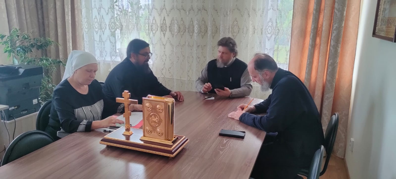 Епископ Серафим провел рабочую встречу в епархиальном управлении