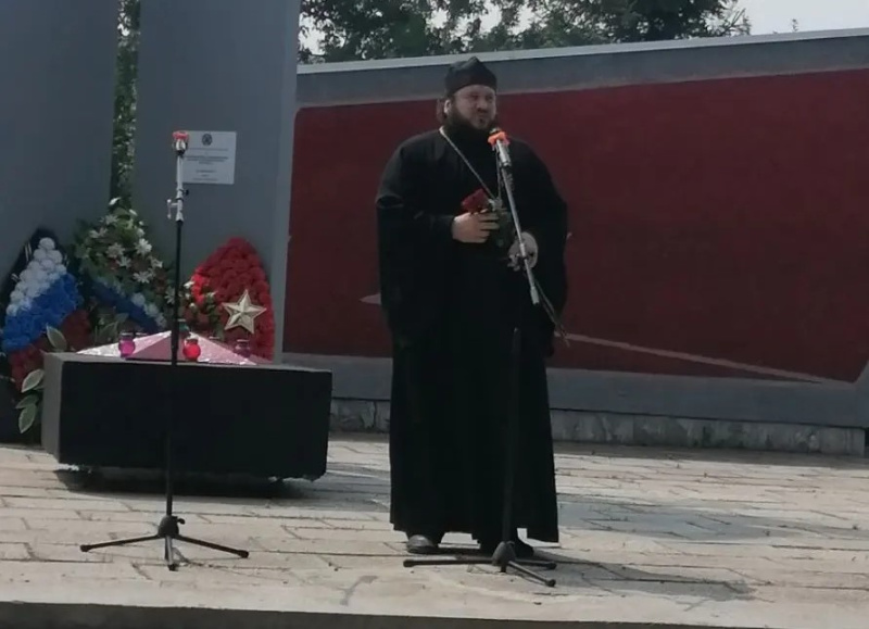 Настоятель храма иконы Божией Матери «Знамение» села Малоенисейское принял участие в митинге в День памяти и скорби 