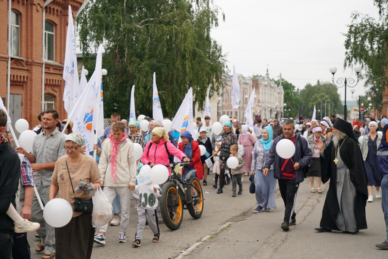 Парад семьи в Бийской епархии 