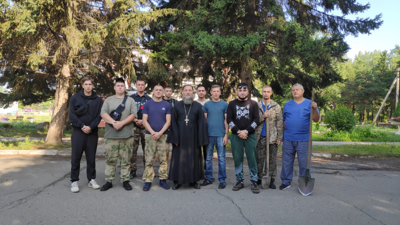 На Вознесенском кладбище города Бийска благоустроили захоронения попечителей Алтайской духовной миссии