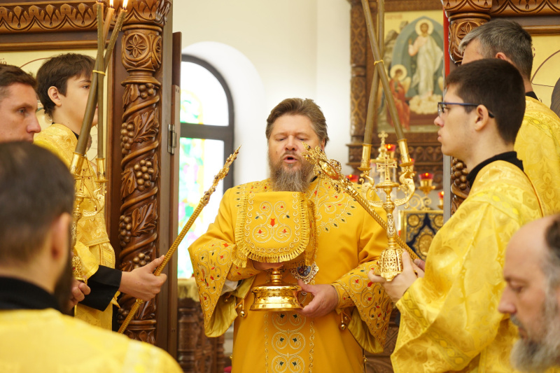 В Неделю 16-ю по Пятидесятнице епископ Серафим совершил Божественную литургию в храме мученицы Софии и пророка Божия Илии села Бочкари