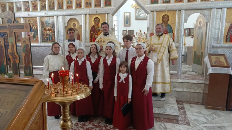 Пантелеимоновский собор города Белокурихи посетили воспитанники воскресной школы Свято-Георгиевского храма города Новоалтайска 