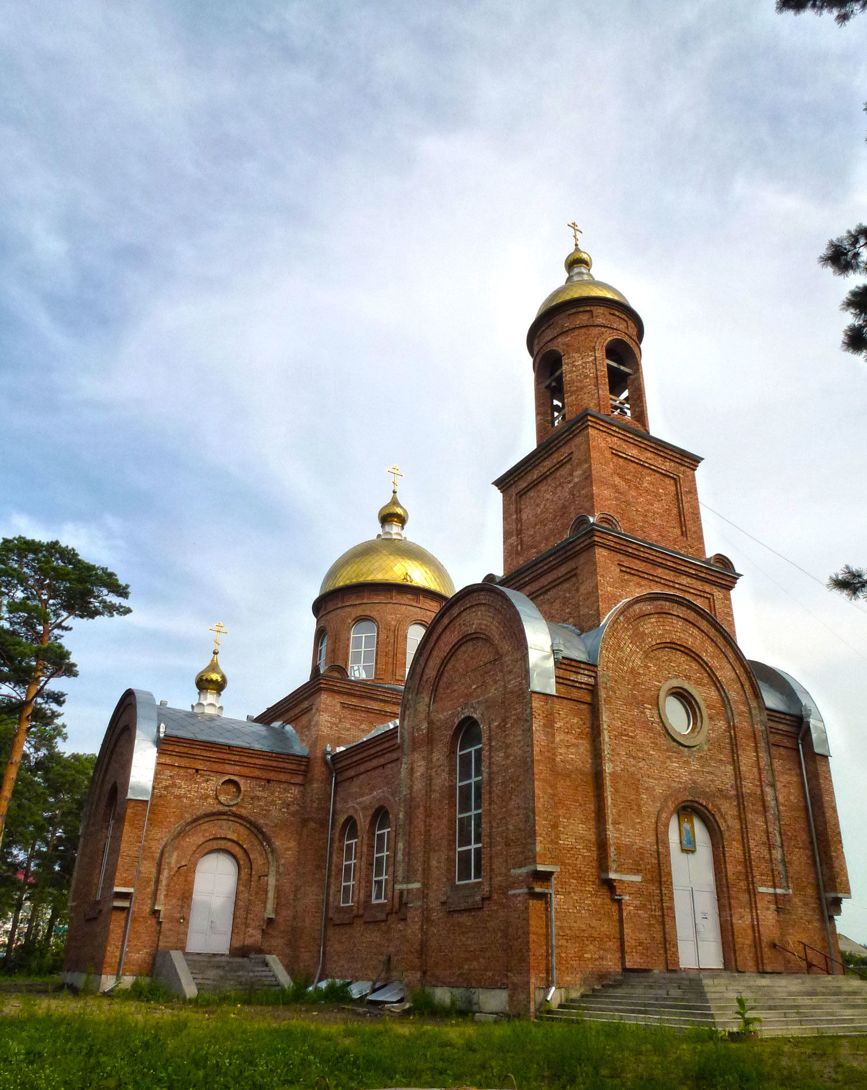 Бийская епархия - Храм Покрова Пресвятой Богородицы (район Льнокомбината)  города Бийска