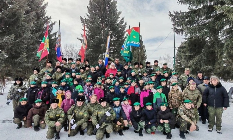 Настоятель храма Покрова Пресвятой Богородицы села Алтайское принял участие в чествовании памяти пограничников, погибших при защите государственной границы на острове Даманский