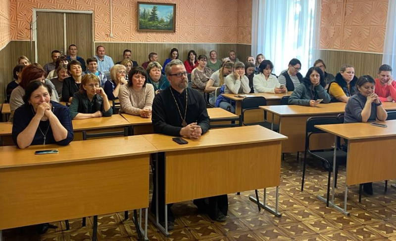 Настоятель храма святителя Николая Чудотворца села Солонешное принял участие в мероприятии в рамках проекта «Готов к санитарной обороне»