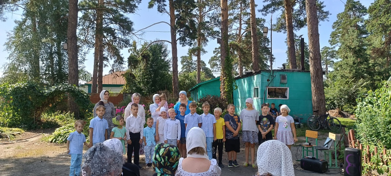 В храме Покрова Пресвятой Богородицы Свято-Макарьевской монашеской общины прошло мероприятие, посвященное празднику Крещения Руси