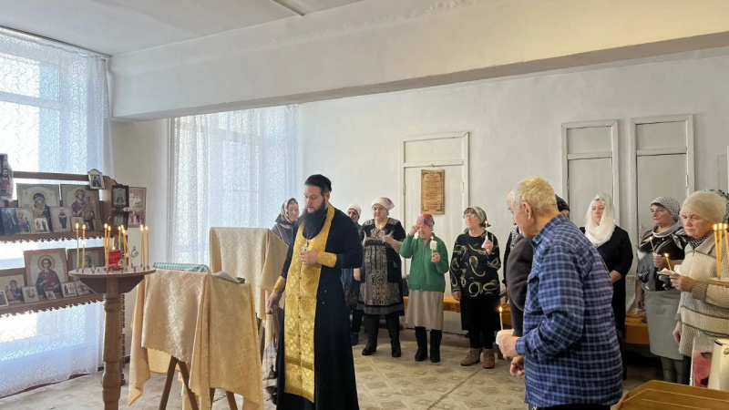 Во Вселенскую (мясопустную) родительскую субботу благочинный Зонального церковного округа посетил приходы округа и совершил панихиды