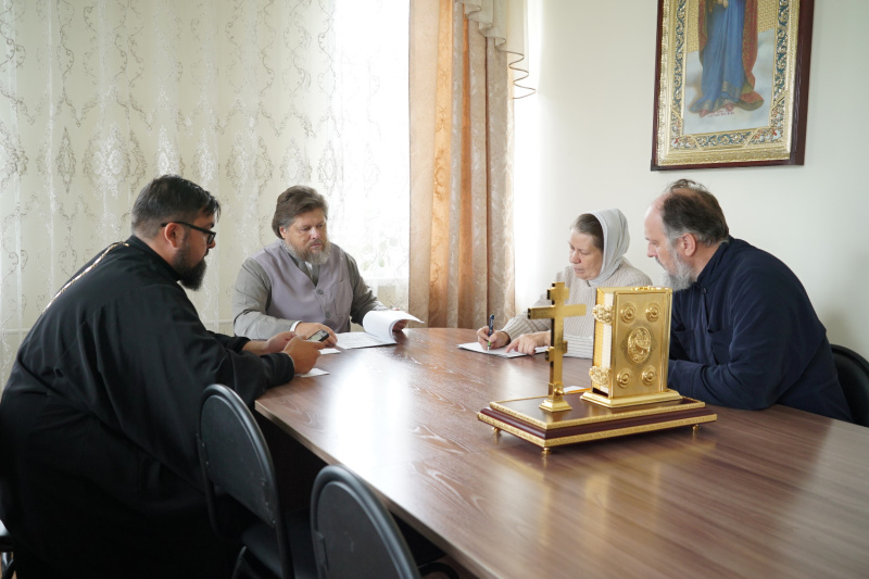 В Бийском епархиальном управлении состоялся оргкомитет по празднованию 10-летия Бийской епархии 