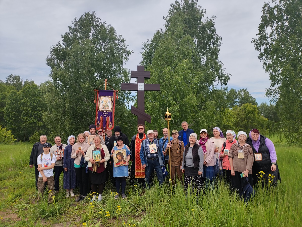 Бийская епархия - В Целинном районе состоялся традиционный крестный ход