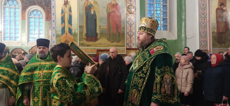 Епископ Серафим совершил Божественную литургию в день памяти святого преподобного Серафима Саровского 