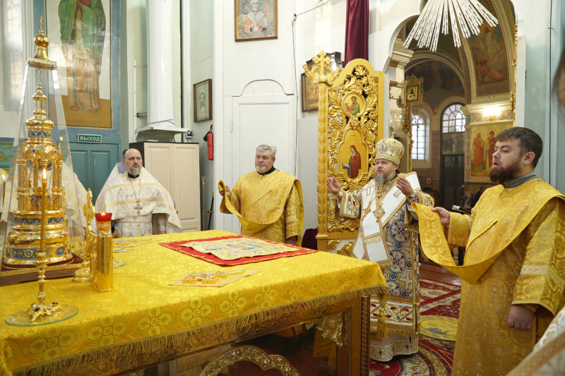 В праздник Обрезания Господня епископ Серафим совершил Божественную литургию в Успенском кафедральном соборе