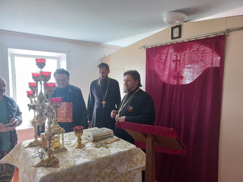 Епископ Серафим посетил с рабочим визитом село Сверчково Целинного района с целью осмотра сельского храма для освящения